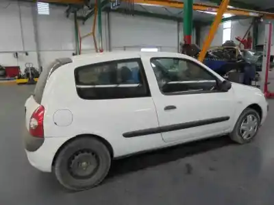 Scrapping Vehicle renault clio ii fase ii (b/cb0) 1.2 16v of the year 2003 powered d4f b7