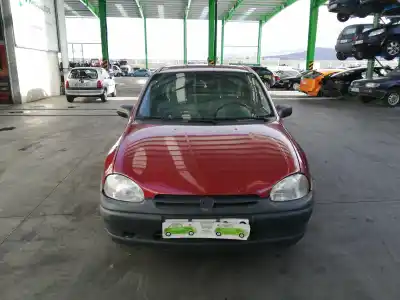 Sloopvoertuig opel corsa b 1.4 cat (2h6) van het jaar 1993 aangedreven c14nz