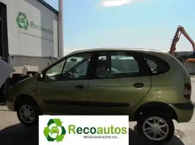 Scrapping Vehicle renault scenic (ja..) 1.9 dci authentique of the year 2000 powered f9q k7