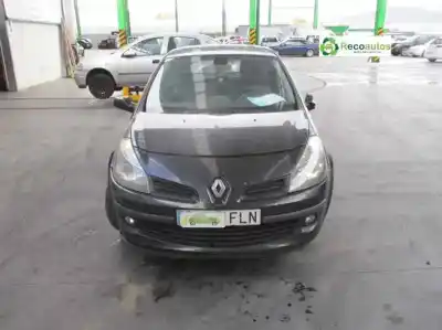 Veículo de Sucata renault clio iii 1.5 dci diesel cat do ano 2007 alimentado k9ks7552