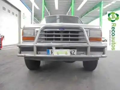 Sloopvoertuig ford explorer 4.0 v6 cat van het jaar 1992 aangedreven g-a4d