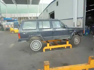 Verschrottungsfahrzeug jeep cherokee (xj) country des jahres 1993 angetrieben g-mx (s)