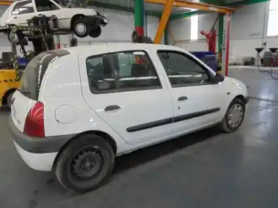 Здавання транспортного засобу renault clio ii fase i (b/cbo) 1.9 d alize року 2000 потужний f8qk630