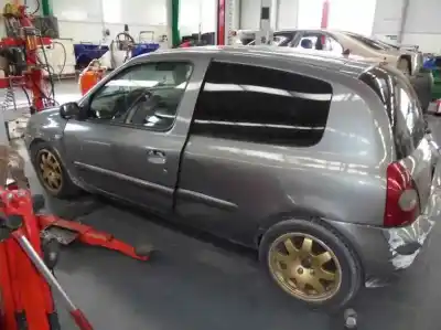 Утилизация автомобиля renault clio ii fase ii (b/cb0) 1.9 dti diesel 80 cv / 59 kw года 2002 питание f9qr782
