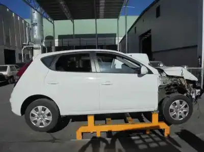 Утилизация автомобиля hyundai i30 (fd) 1.6 crdi года 2007 питание d4fb