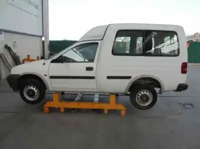 Veículo de Sucata opel combo (corsa b) 1.7 diesel do ano 1998 alimentado x17d