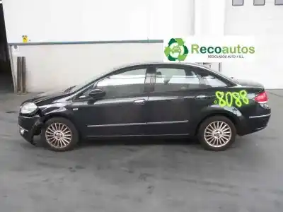 Vehículo de desguace FIAT LINEA (110) 1.4 16V Turbo del año 2008 con motor 198A4000