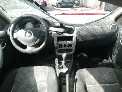 Veicolo di demolizione dacia sandero 1.5 dci dell'anno 2010 alimentato k9kb796