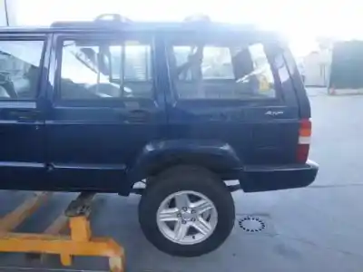 Veículo de Sucata jeep cherokee (xj) country do ano 2000 alimentado g mx ó s01