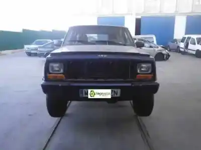 Veículo de Sucata jeep cherokee (xj) country do ano 2000 alimentado g mx ó s01