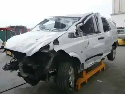 Veículo de Sucata mercedes-benz vito (w639) basic, combi 109 cdi compacto (639.601) do ano 2006 alimentado d 646981