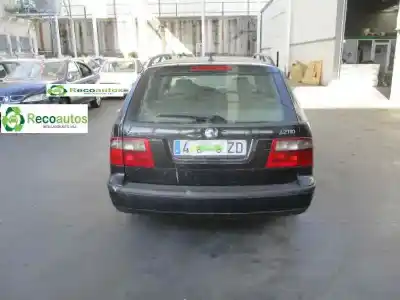 Scrapping Vehicle saab 9-5 familiar 2.2 tid cat 120 cv / 88 kw of the year 2002 powered d 223 l