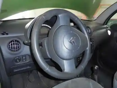 Veículo de Sucata citroen c3 1.4 hdi exclusive do ano 2004 alimentado 8hx