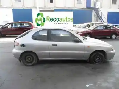 Veículo de Sucata daewoo lanos 1.5 cat do ano 2001 alimentado a15sms