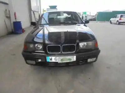 Здавання транспортного засобу BMW SERIE 3 BERLINA (E36) 318i року 1998 потужний 184E1