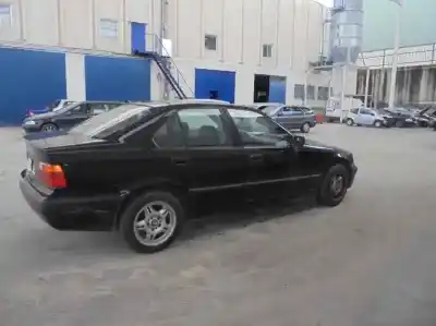 Veicolo di demolizione bmw serie 3 berlina (e36) 318i dell'anno 1998 alimentato 184e1