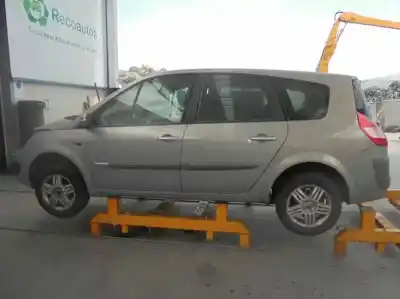 Утилизация автомобиля RENAULT GRAND SCÉNIC II (JM0/1_) 1.9 DCI (JM0G, JM12, JM1G, JM2C) года 2004 питание F9QD8