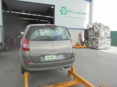 Veículo de Sucata renault grand scénic ii (jm0/1_) 1.9 dci (jm0g, jm12, jm1g, jm2c) do ano 2004 alimentado f9qd8