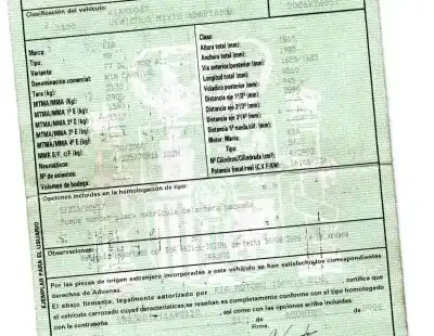 Veículo de Sucata kia carnival 2.9 crdi vgt active do ano 2006 alimentado j3