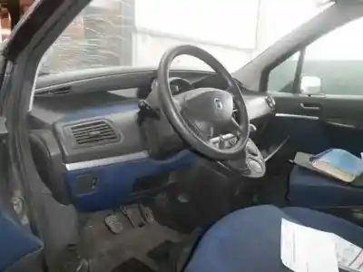 Veicolo di demolizione fiat ulysse (179) 2.0 cat dell'anno 2004 alimentato rfn