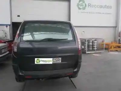 Veicolo di demolizione fiat ulysse (179) 2.0 cat dell'anno 2004 alimentato rfn