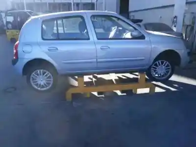 Здавання транспортного засобу renault clio ii fase ii (b/cb0) 1.6 16v року 2004 потужний k4mb745