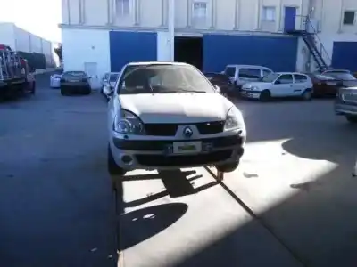 Здавання транспортного засобу renault clio ii fase ii (b/cb0) 1.6 16v року 2004 потужний k4mb745