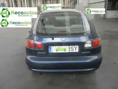 Veicolo di demolizione daewoo lanos 1.4 cat dell'anno 2002 alimentato a13sms