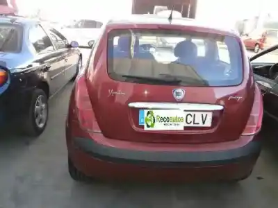 Здавання транспортного засобу lancia ypsilon (101) 1.3 16v multijet argento року 2003 потужний 188a9000