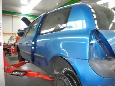 Утилизация автомобиля renault clio ii fase ii (b/cb0) 1.9 dti diesel 80 cv / 59 kw года 2001 питание f9q r7