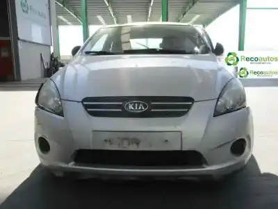 Veículo de Sucata kia pro cee´d (ed) 1.6 crdi 90 do ano 2009 alimentado d/d4fb-w