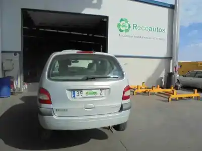 Scrapping Vehicle RENAULT SCÉNIC I MONOSPACE (JA0/1_, FA0_) 1.9 dTi (JA1U) of the year 2003 powered F9QQ7
