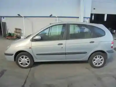 Scrapping Vehicle renault megane i scenic (ja0) 1.9 dti diesel cat of the year 1999 powered f9qa7