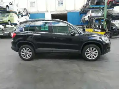 Veicolo di demolizione volkswagen tiguan (5n_) 2.0 tdi dell'anno 2008 alimentato cba