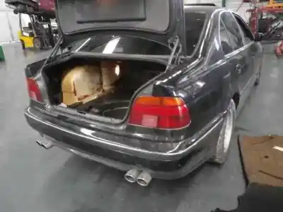 Veículo de Sucata bmw serie 5 berlina (e39) 525tds do ano 1998 alimentado d-25 6t 1
