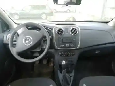 Veículo de Sucata dacia sandero 0.9 tce cat do ano 2016 alimentado h4bb4