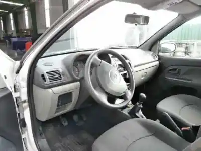 Здавання транспортного засобу renault clio ii fase ii (b/cb0) 1.5 dci diesel року 2002 потужний k9kb7