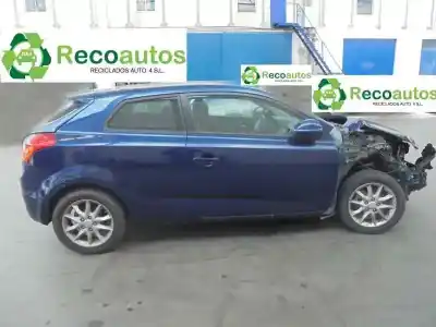 Veículo de Sucata kia cee´d 1.6 crdi cat do ano 2009 alimentado d4fb-u