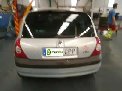 Утилизация автомобиля renault clio ii fase ii (b/cb0) 1.2 16v года 2003 питание d4f b7