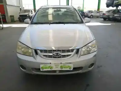 Vehicul casat kia cerato 1.6 lx berlina al anului 2006 alimentat d4fb