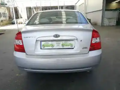 Vehicul casat kia cerato 1.6 lx berlina al anului 2006 alimentat d4fb