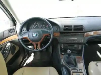 Veículo de Sucata bmw serie 5 berlina (e39) 2.2 24v cat do ano 2001 alimentado 226s1