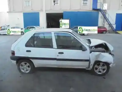 Veículo de Sucata citroen saxo 1.5 diesel do ano 1997 alimentado vjz