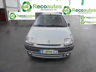 Здавання транспортного засобу renault clio ii fase i (b/cbo) 1.4 alize 75 cv / 55 kw року 2000 потужний e7j c6
