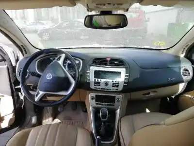 Veículo de Sucata lancia delta iii (844_) 1.9 d multijet (844.axe1a) do ano 2010 alimentado 844a1000