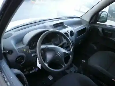 Veículo de Sucata citroen berlingo xtr 1.6 hdi 92 do ano 2007 alimentado 9hw