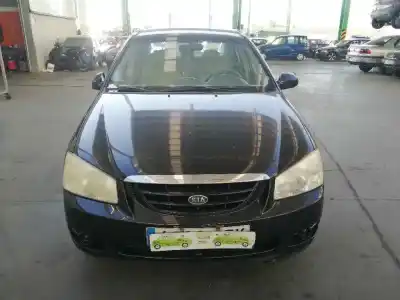 Veículo de Sucata kia cerato 2.0 lx crdi familiar do ano 2004 alimentado d4ea