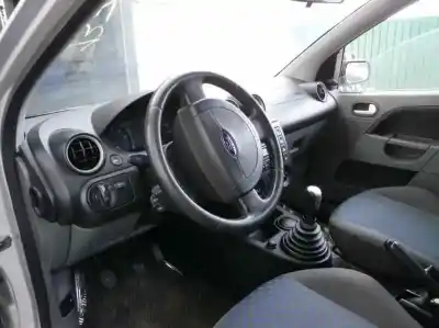 Veículo de Sucata ford fiesta (cbk) 1.4 tdci cat do ano 2002 alimentado f6ja