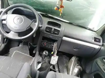 Утилизация автомобиля renault clio ii fase ii (b/cb0) 1.2 16v года 2005 питание d4fg722