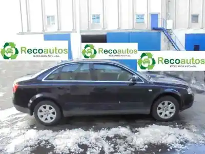 Veicolo di demolizione audi a4 berlina (8e) 2.0 dell'anno 2002 alimentato alt